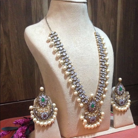 Necklace and Chand Bali set made in silver - Picture 3 of 5